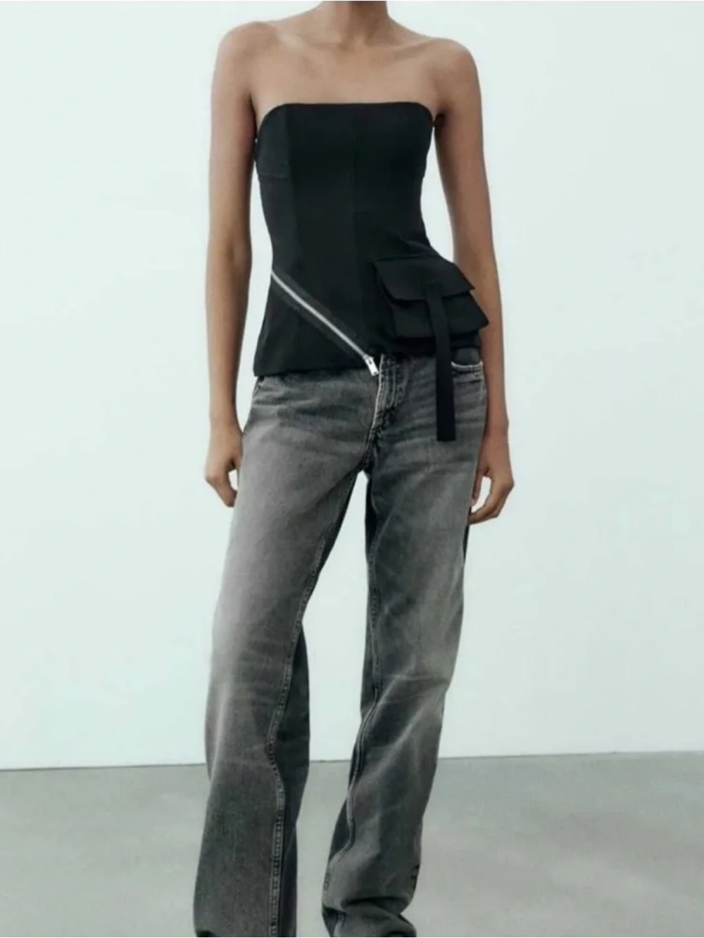 Cool Streetwear Zara Strapless Black Corset Top with Accent Pocket - Picture 2 of 6